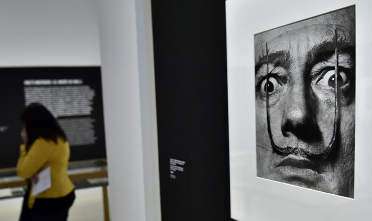 La célèbre moustache de Salvador Dali est intacte La célèbre moustache de Salvador Dali est intacte