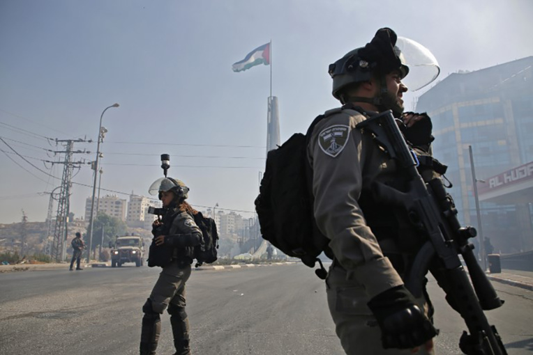 Calme relatif à Jérusalem malgré des restrictions israéliennes Calme relatif à Jérusalem malgré des restrictions israéliennes