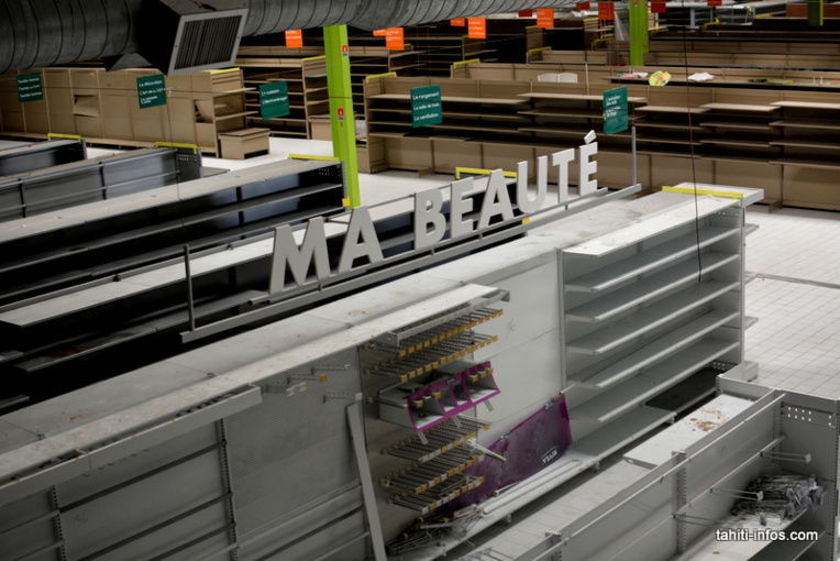 Au fond la beauté est éphémère... Au fond la beauté est éphémère...