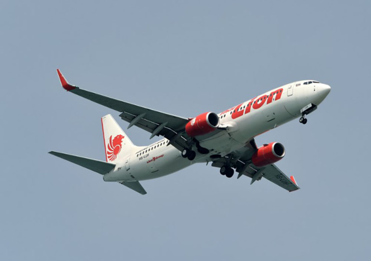 Indonésie: collision entre deux avions de ligne sur le tarmac