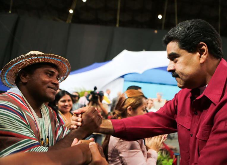 Venezuela: Maduro inaugure sa Constituante malgré le rejet de l'opposition Venezuela: Maduro inaugure sa Constituante malgré le rejet de l'opposition
