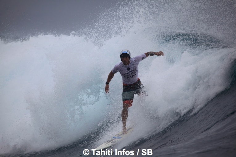 Taumata Puhetini est qualifié pour la Billabong Pro Tahiti