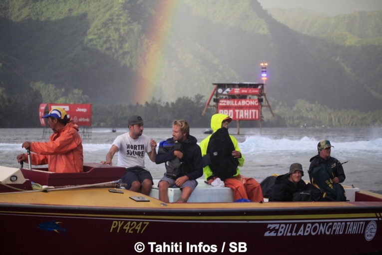Surf Pro – Billabong Pro Tahiti 2017 : Round 1 difficile pour les Tahitiens