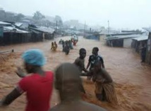 Des pluies diluviennes font plus de 300 morts en Sierra Leone