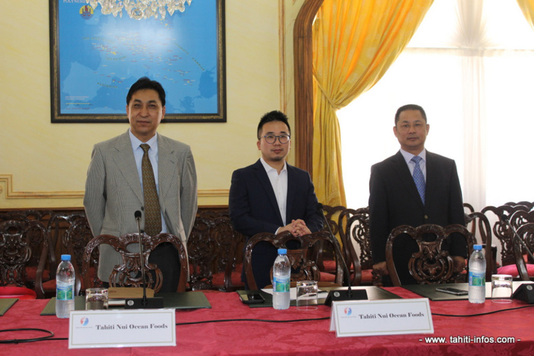 L'équipe de Tahiti Nui Ocean Foods, lors de la conférence de presse ce mercredi à la présidence. L'équipe de Tahiti Nui Ocean Foods, lors de la conférence de presse ce mercredi à la présidence.