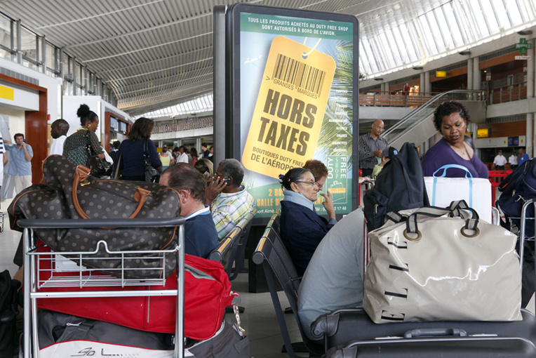 Martinique: Fin de la grève des avitailleurs à l'aéroport de Fort-de-France