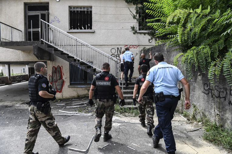 Disparition de Maëlys: un invité du mariage en garde à vue Disparition de Maëlys: un invité du mariage en garde à vue