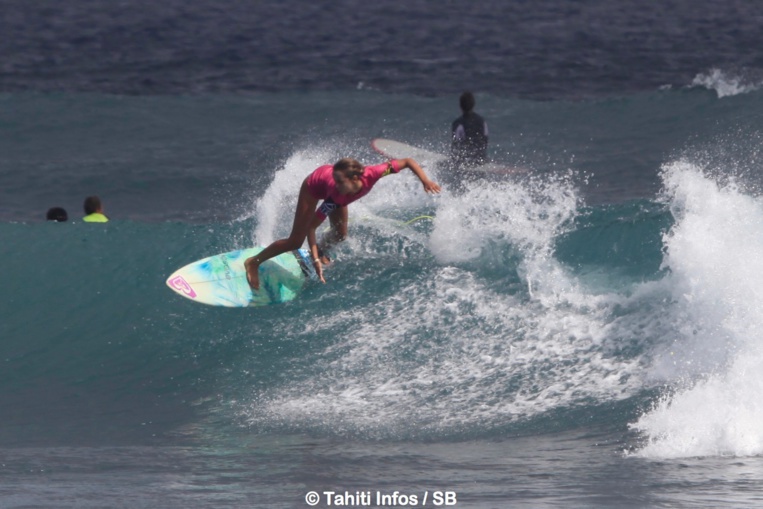 Heimiti Fierro est la petite sœur de Vahine Heimiti Fierro est la petite sœur de Vahine