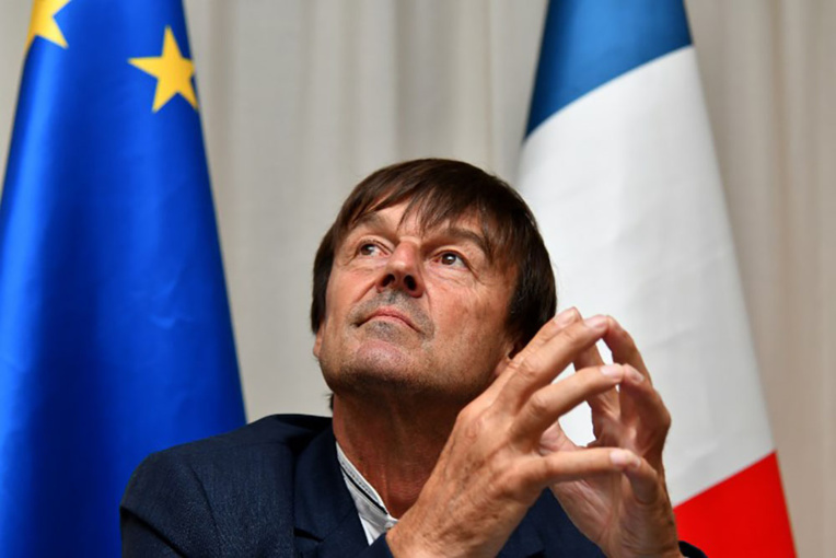 Hulot présente une loi pour en finir avec la production d'hydrocarbures