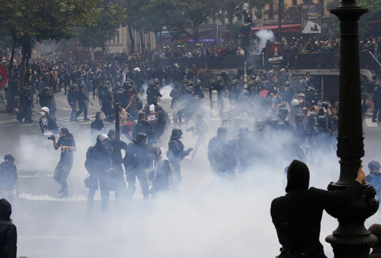 Code du travail : mobilisations en régions, début de la manifestation à Paris