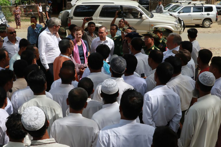 Birmanie: l'exode des Rohingyas se poursuit à la veille de la réunion de l'ONU Birmanie: l'exode des Rohingyas se poursuit à la veille de la réunion de l'ONU