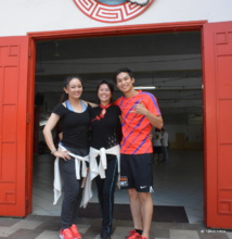 Linda Chung en compagnie de Marilyn Liu et Teddy Teng, venu en renfort Linda Chung en compagnie de Marilyn Liu et Teddy Teng, venu en renfort