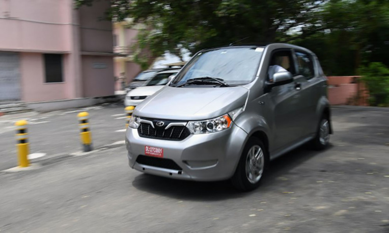 Bientôt jusqu'à 2.000 euros de prime en France pour remplacer sa vieille voiture Bientôt jusqu'à 2.000 euros de prime en France pour remplacer sa vieille voiture