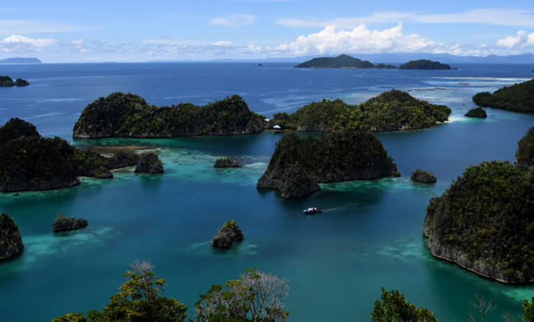 Indonésie: les îles de Raja Ampat, un paradis en sursis Indonésie: les îles de Raja Ampat, un paradis en sursis
