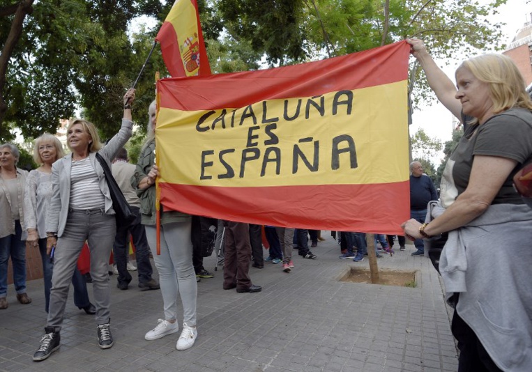 Au coeur de Barcelone, la Catalogne divisée sur l'indépendance