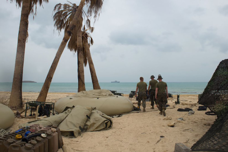 Saint-Martin : ils sont restés ou revenus pour "reconstruire", parfois pour "dire au revoir" Saint-Martin : ils sont restés ou revenus pour "reconstruire", parfois pour "dire au revoir"