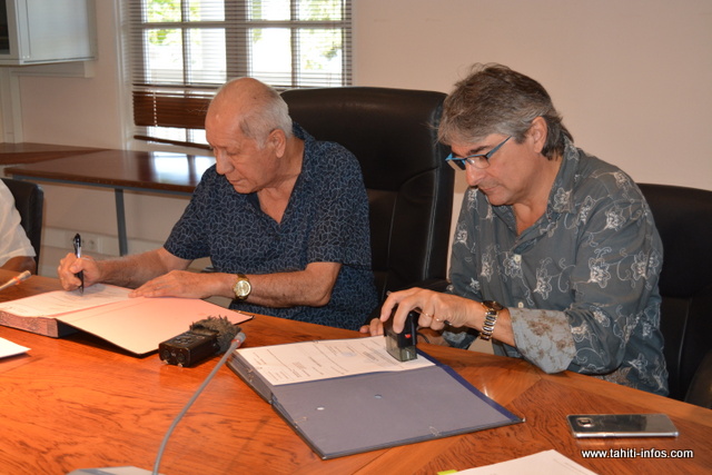 Une convention a été signée vendredi matin, entre le maire de Paea et le directeur général de la société JL Polynésie, attributaire du marché.