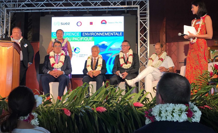 Les officiels étaient présents à la conférence pour discuter avec leurs voisins du Pacifique et les experts de nos problèmes environnementaux. (crédit : Présidence)