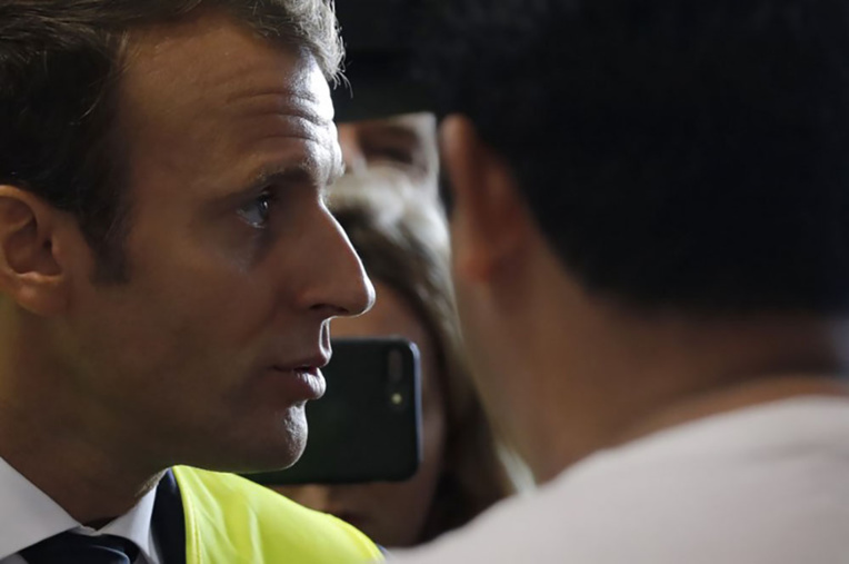 De retour chez Whirlpool à Amiens, Macron défend sa politique économique et sociale