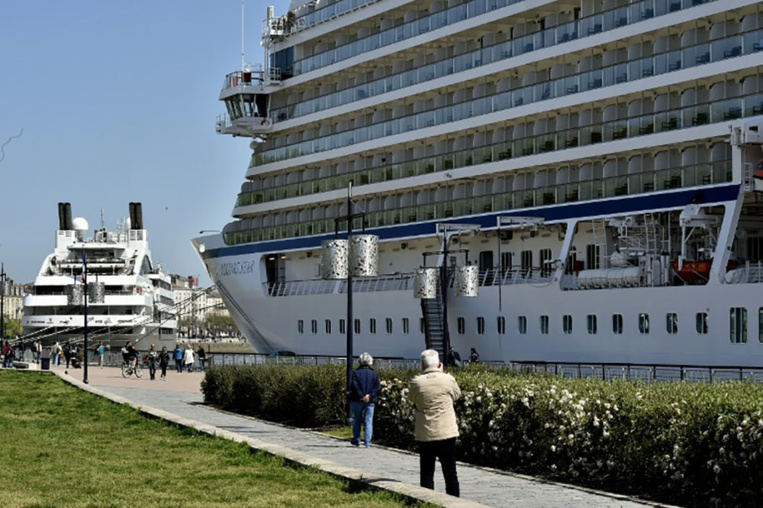 A Bordeaux aussi, les paquebots dans la ligne de mire des écologistes A Bordeaux aussi, les paquebots dans la ligne de mire des écologistes