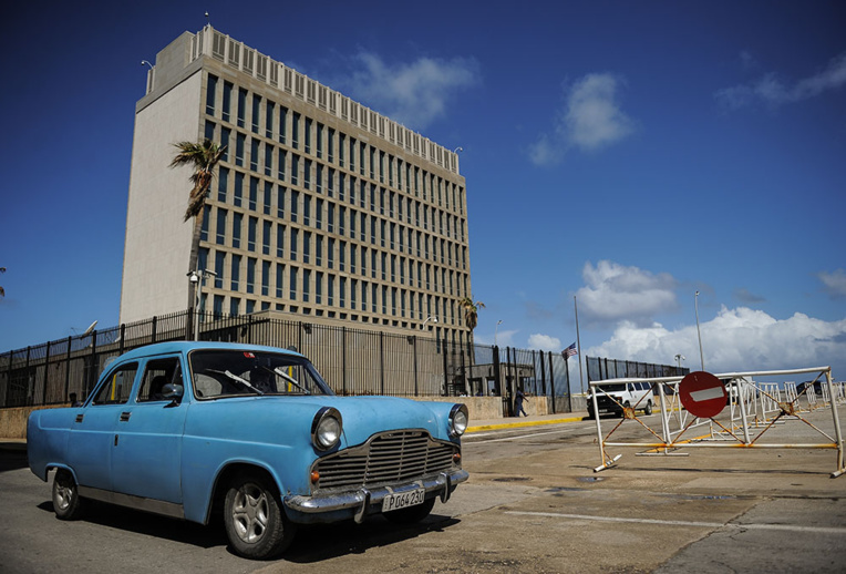 "Attaques" mystérieuses à Cuba: Washington expulse 15 diplomates cubains