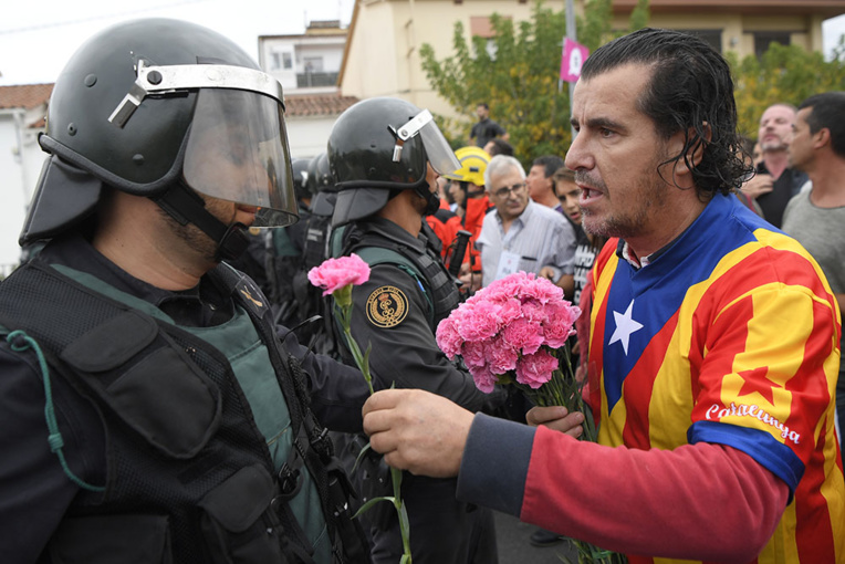 Catalogne: l'impasse politique et vertige des milieux économiques Catalogne: l'impasse politique et vertige des milieux économiques