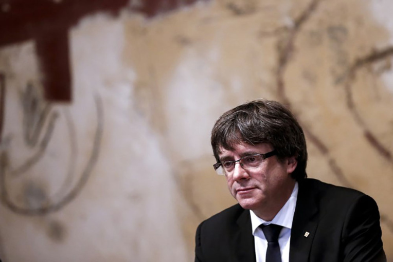 Madrid prévient Puigdemont : ne faites "rien d'irréversible"
