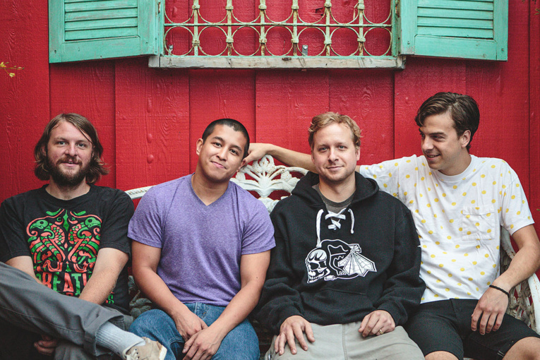 Formé en 2003, le groupe américain est composé de quatre membres : Ted Bowne (guitare et voix principale), Nick Kubley (basse et voix), Mike DeGuzman (synthétiseur) et Will Kubley (percussions). Formé en 2003, le groupe américain est composé de quatre membres : Ted Bowne (guitare et voix principale), Nick Kubley (basse et voix), Mike DeGuzman (synthétiseur) et Will Kubley (percussions).