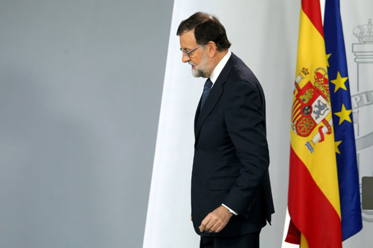 Madrid menace de suspendre l'autonomie de la Catalogne Madrid menace de suspendre l'autonomie de la Catalogne