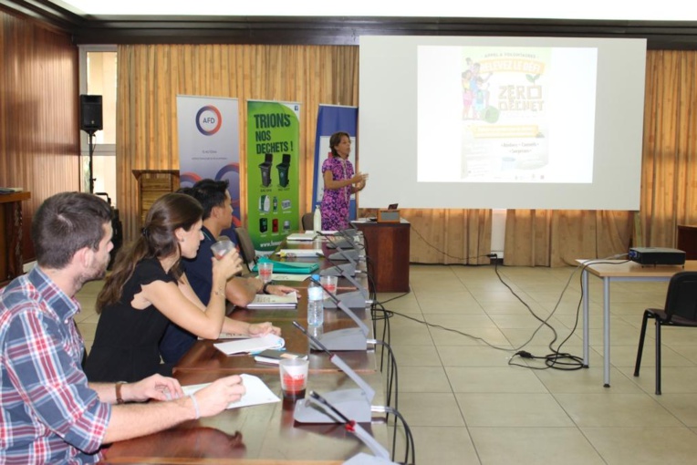 Ils cherchent leurs familles "zéro déchet"