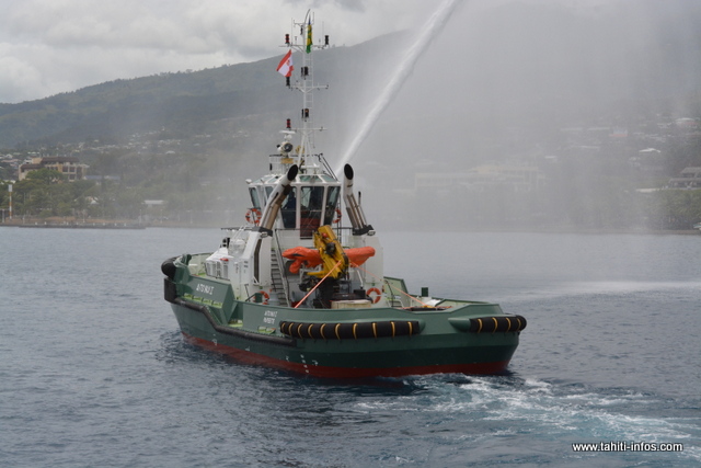 Plus puissant et mieux équipé, le Aito Nui 2 a fait son entrée samedi matin dans la rade de Papeete.