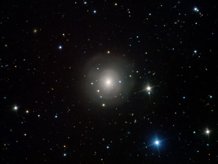 La fusion d'étoiles à neutrons, une explosion de découvertes scientifiques La fusion d'étoiles à neutrons, une explosion de découvertes scientifiques