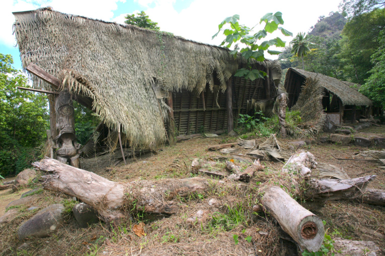Le tohua Koueva, quasiment en ruines, laissé à l’abandon. Le tohua Koueva, quasiment en ruines, laissé à l’abandon.