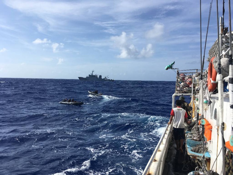 Une opération internationale de surveillance et de contrôle des pêches menée en Polynésie française