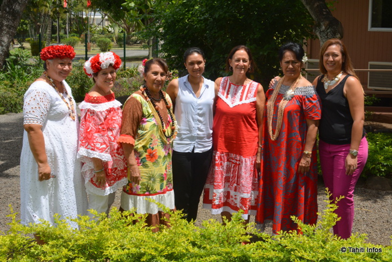 7 des 8 femmes de la délégation polynésienne partie à Fidji début octobre 7 des 8 femmes de la délégation polynésienne partie à Fidji début octobre