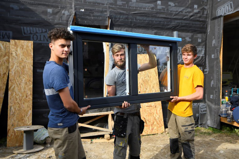 Déçus par l'offre locative, des étudiants rennais construisent leurs propres logements