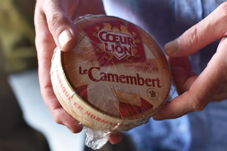 Les Français soulagés: la Chine rouvre sa porte au camembert