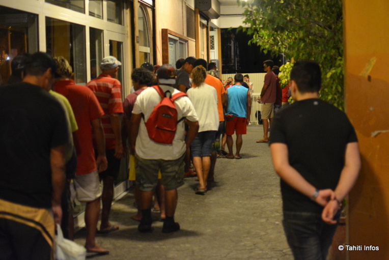 La foule des personnes dans le besoin à Papeete ne cesse de grossir, malgré la reprise économique.