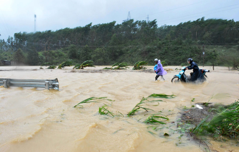 Typhon au Vietnam: 49 morts à quelques jours du sommet de l'Apec Typhon au Vietnam: 49 morts à quelques jours du sommet de l'Apec