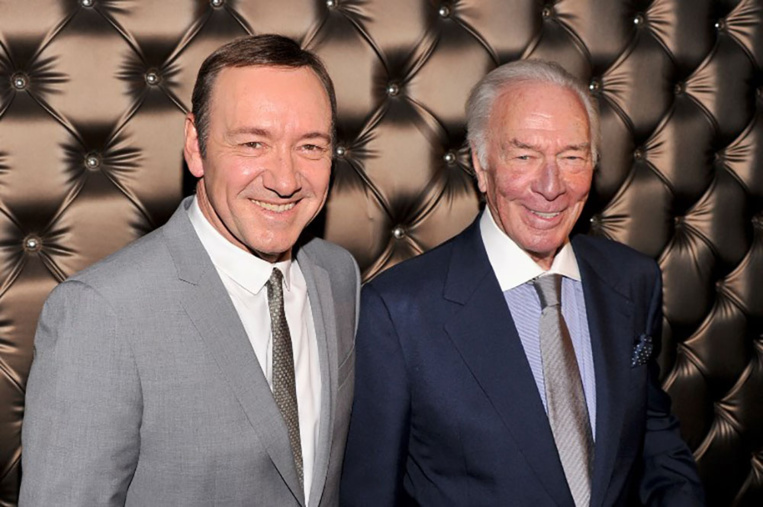 L'acteur canadien Christopher Plummer (à droite) va remplacer Kevin Spacey (à gauche). L'acteur canadien Christopher Plummer (à droite) va remplacer Kevin Spacey (à gauche).