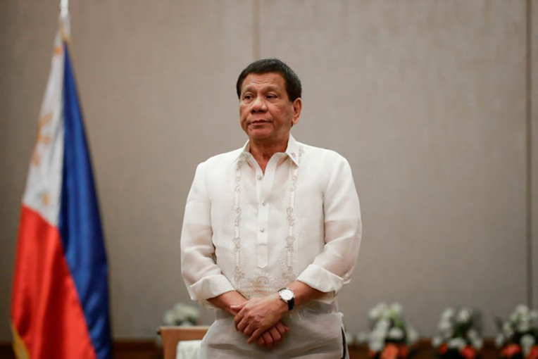 Duterte remercie Poutine pour la livraison d'armes russes