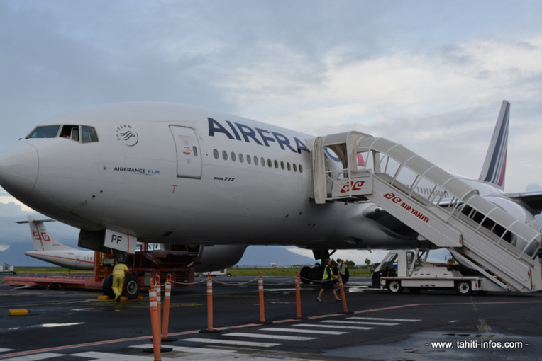 Air France: les grévistes dans l'attente de discussions