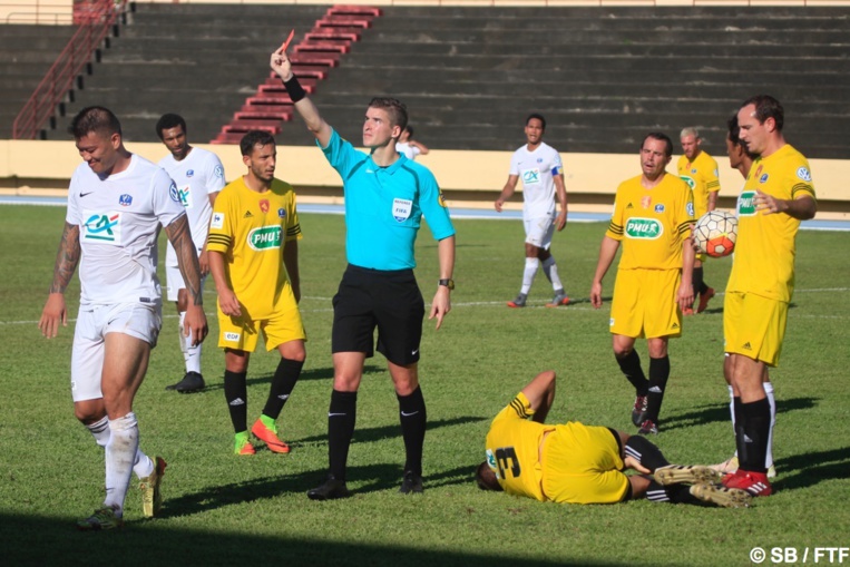 Le carton rouge d'Angelo Tchen a été un tournant dans ce match