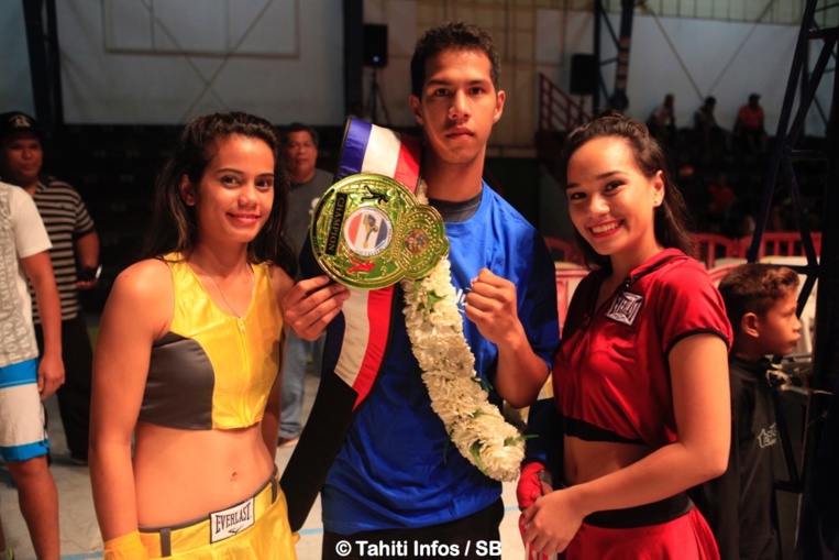 Tupuatea Grand Pittman fier d'avoir gagné sa ceinture Tupuatea Grand Pittman fier d'avoir gagné sa ceinture