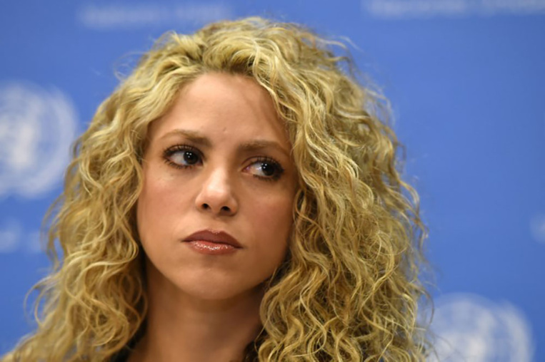 Shakira, souffrante des cordes vocales, reporte à 2018 sa tournée européenne