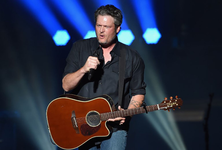 Le chanteur country Blake Shelton nommé "homme le plus sexy" en 2017 Le chanteur country Blake Shelton nommé "homme le plus sexy" en 2017