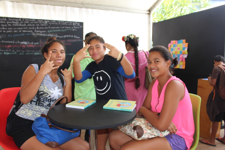 La 17ème édition du salon du livre est en cours La 17ème édition du salon du livre est en cours