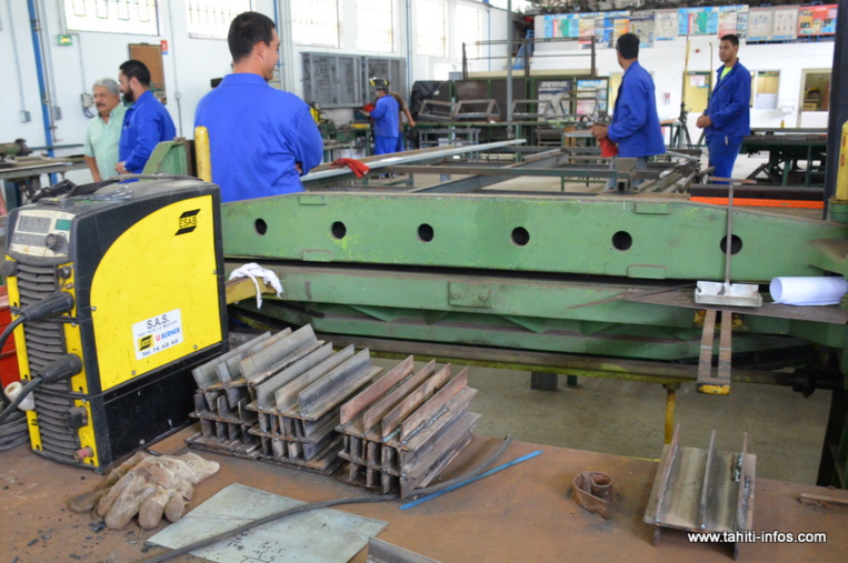 Les syndicats accordent leurs violons pour "sauver les retraites"