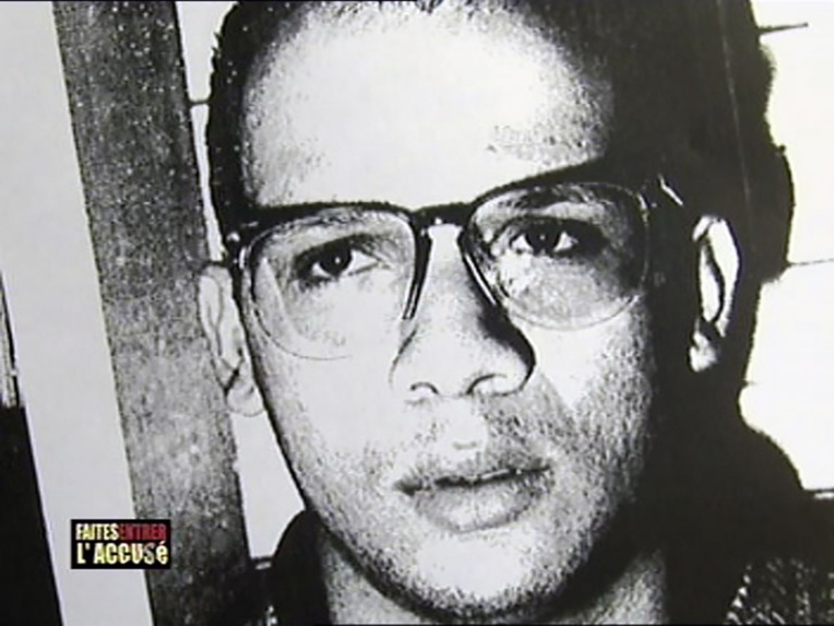 Abdelhakim Dekhar, "le tireur de Paris", devant les assises Abdelhakim Dekhar, "le tireur de Paris", devant les assises