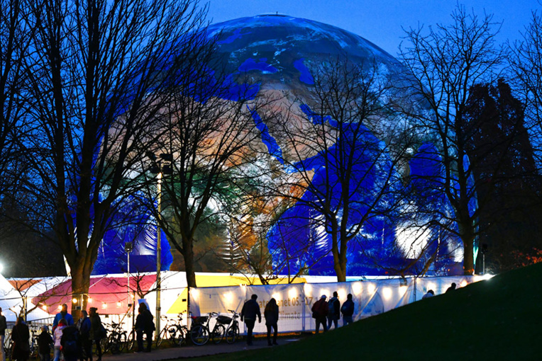 A Bonn, la fin d'une COP climat compliquée par la défection américaine